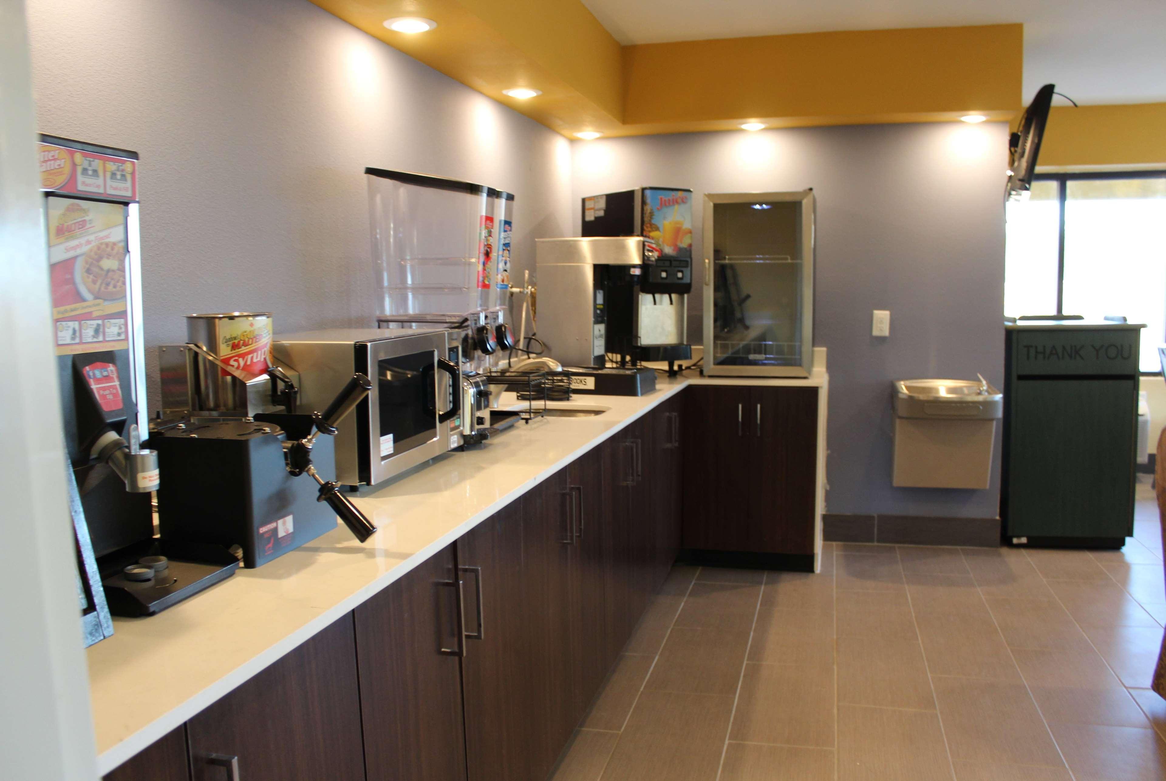 Travelodge By Wyndham Unadilla - Perry Near I-75 Exterior photo